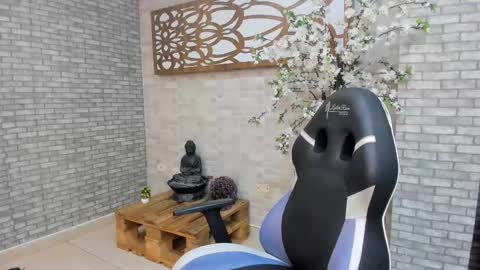 alisonn_doll online show from 10-29-25, 01:13