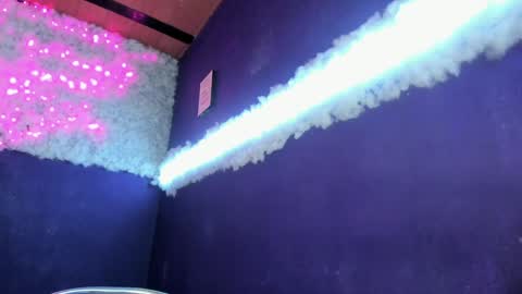 Alissa online show from 12-15-24, 03:31