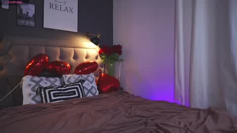 Alissa online show from 02-12-25, 01:06