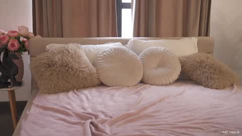 Alissa online show from 02-28-25, 06:54