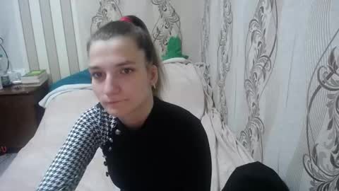 alissaclentx online show from 10-27-25, 09:41