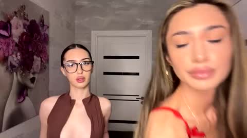 Snapshot of alissadreams chatting on 02-18-26, 12:12 Alissa online show from 02-18-26, 12:12