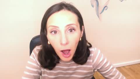 Snapshot of alissajersy_ chatting on 10-07-25, 08:33 Alissa online show from 10-07-25, 08:33