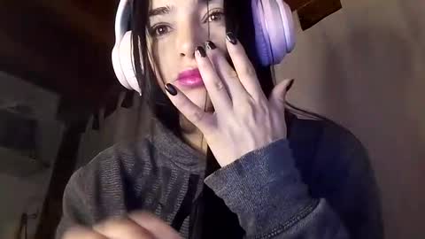 Snapshot of alisson369_ chatting on 02-07-25, 11:01 Alisson369 online show from 02-07-25, 11:01