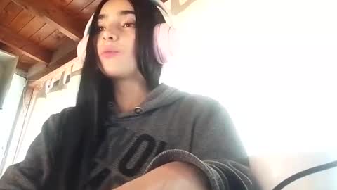 Snapshot of alisson369_ chatting on 02-11-25, 07:27 Alisson369 online show from 02-11-25, 07:27