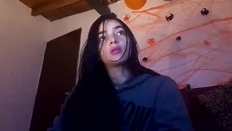 Snapshot of alisson369_ chatting on 10-20-25, 10:05 Alisson369 online show from 10-20-25, 10:05