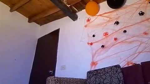 Snapshot of alisson369_ chatting on 10-23-25, 09:41 Alisson369 online show from 10-23-25, 09:41