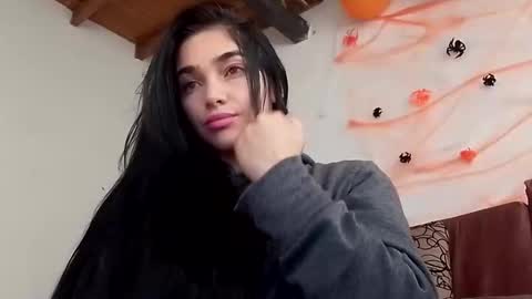 Snapshot of alisson369_ chatting on 10-27-25, 03:49 Alisson369 online show from 10-27-25, 03:49