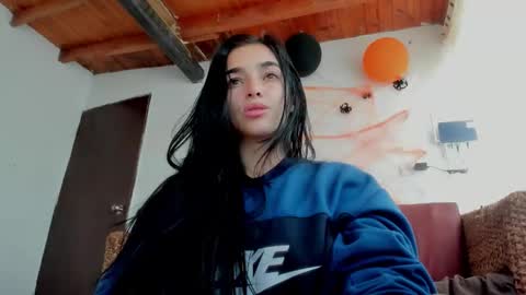 Snapshot of alisson369_ chatting on 11-04-25, 07:35 Alisson369 online show from 11-04-25, 07:35