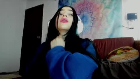 Snapshot of alisson369_ chatting on 11-15-25, 11:29 Alisson369 online show from 11-15-25, 11:29