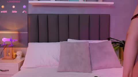 Snapshot of alisson_81 chatting on 12-04-25, 03:05 alisson_81 online show from 12-04-25, 03:05