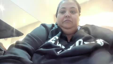 Snapshot of alisson_am chatting on 06-17-26, 11:23 Alisson online show from 06-17-26, 11:23