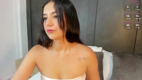 Snapshot of alisson_girl_ chatting on 11-26-25, 07:26 alisson_girl_ online show from 11-26-25, 07:26