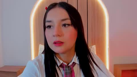 Snapshot of alisson_girl_ chatting on 01-17-26, 07:06 alisson_girl_ online show from 01-17-26, 07:06