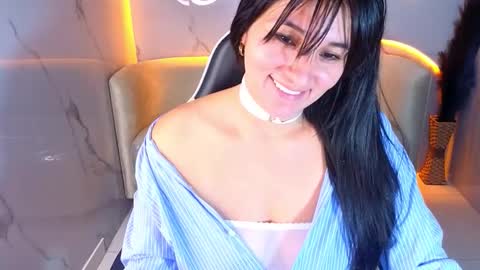 alisson_tx_ online show from 03-19-26, 01:53