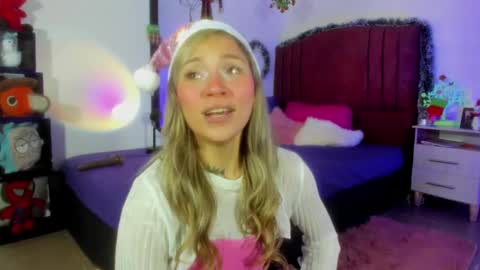 Alisson IG alisson zafiro27 online show from 12-31-24, 12:46