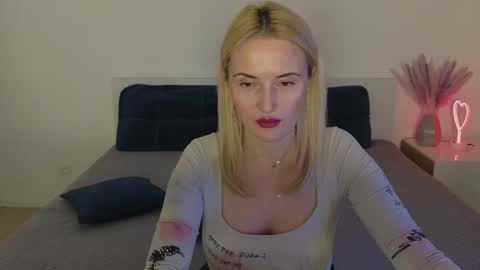 Snapshot of alisssarose chatting on 01-07-25, 10:41 alisssarose online show from 01-07-25, 10:41