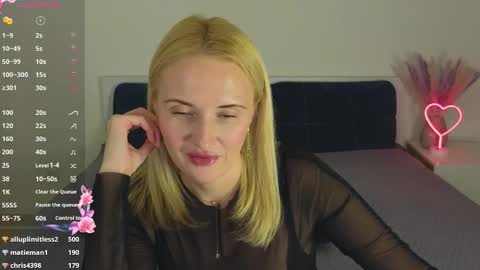 Snapshot of alisssarose chatting on 01-15-25, 10:13 alisssarose online show from 01-15-25, 10:13