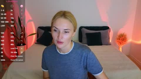 Snapshot of alisssarose chatting on 10-04-25, 03:54 alisssarose online show from 10-04-25, 03:54