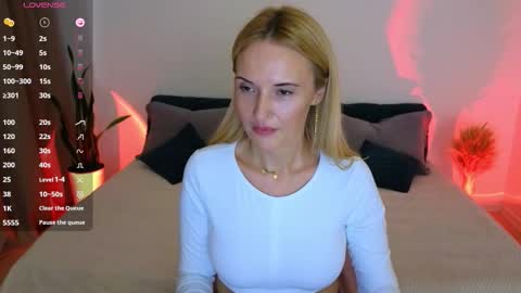 alisssarose online show from 10-22-25, 08:41