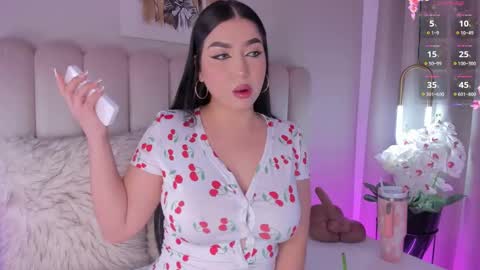 Snapshot of alissyadanger chatting on 09-29-25, 12:38 TATIS online show from 09-29-25, 12:38