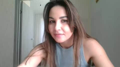 AlisXLovesss online show from 04-27-26, 01:53