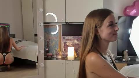 Snapshot of alitaangel_ chatting on 07-10-26, 06:10 A L I T A online show from 07-10-26, 06:10