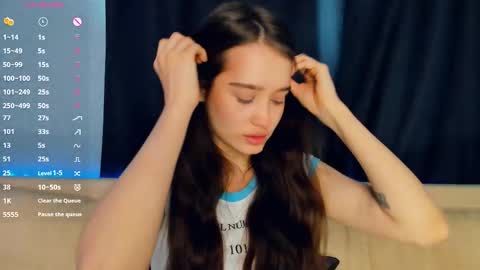 Snapshot of alivialovely chatting on 02-20-26, 07:32 Alivia online show from 02-20-26, 07:32