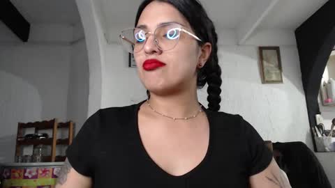 Alix online show from 03-06-25, 05:14