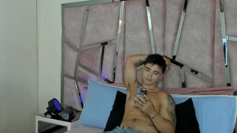 Snapshot of alixmartin1 chatting on 10-11-25, 09:13 alix online show from 10-11-25, 09:13