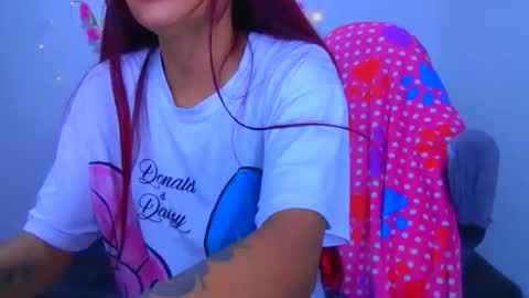 alixxe_ online show from 10-31-25, 04:24