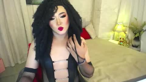 Snapshot of aliyahhugecock chatting on 01-11-26, 09:31 Aliyah online show from 01-11-26, 09:31