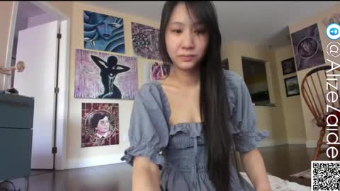 Snapshot of alizezaide chatting on 04-23-26, 08:00 Alize Zaide online show from 04-23-26, 08:00