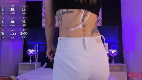 Snapshot of allanablake chatting on 03-07-25, 12:12 Allana online show from 03-07-25, 12:12