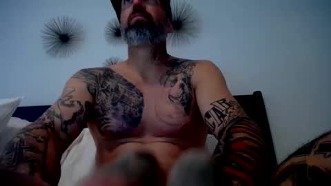 Snapshot of allaroundamazing13 chatting on 02-15-26, 10:17 allaroundamazing13 online show from 02-15-26, 10:17