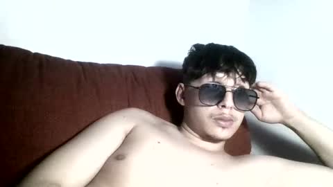 Snapshot of alldickshere2 chatting on 05-20-26, 01:23 fuckmales online show from 05-20-26, 01:23
