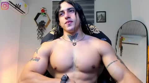 Snapshot of allen_rosse chatting on 09-25-25, 02:15 independent model 3 online show from 09-25-25, 02:15