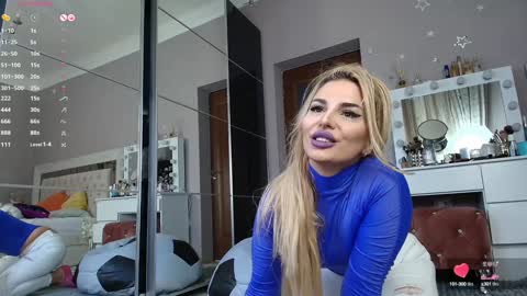 Snapshot of allesya23 chatting on 02-08-25, 01:11 onlyfansallesya23 online show from 02-08-25, 01:11