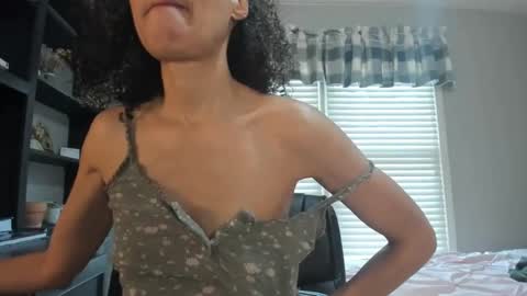 wishlist on bio online show from 02-11-25, 08:31