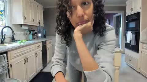 wishlist on bio online show from 02-23-25, 06:56