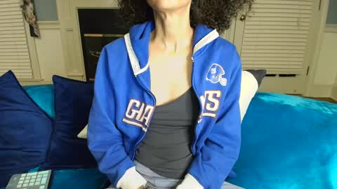 wishlist on bio online show from 09-18-25, 04:14