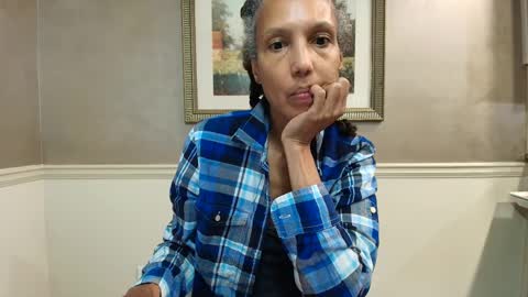 wishlist on bio online show from 10-01-25, 08:04