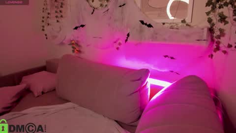 alli_aster online show from 11-04-25, 02:10