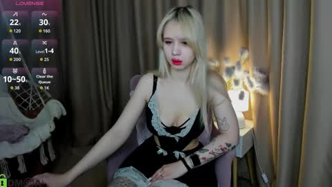 alli_aster online show from 03-27-26, 01:44