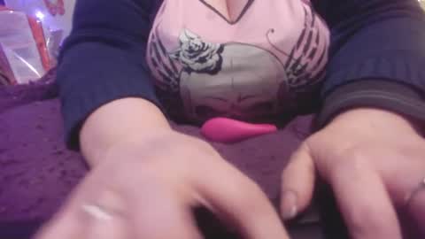 Snapshot of alli_kat78 chatting on 12-04-24, 09:51 Alli Kat online show from 12-04-24, 09:51