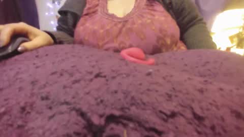 Snapshot of alli_kat78 chatting on 01-27-25, 07:03 Alli Kat online show from 01-27-25, 07:03