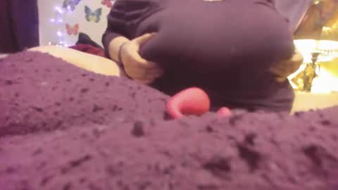 Snapshot of alli_kat78 chatting on 02-05-25, 01:15 Alli Kat online show from 02-05-25, 01:15