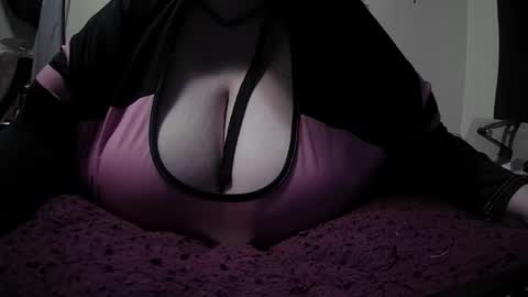 Snapshot of alli_kat78 chatting on 01-08-26, 08:49 Alli Kat online show from 01-08-26, 08:49