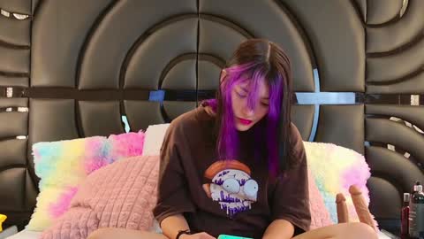 Allicia online show from 01-10-25, 07:21