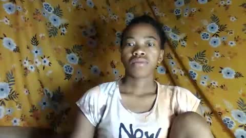 Snapshot of alliciax632770 chatting on 11-29-25, 01:41 alliciax632770 online show from 11-29-25, 01:41